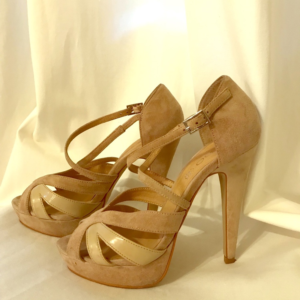 Aldo Peep Toe Platform Heels - Super Sexy